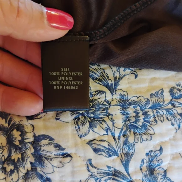 Elegant Gold Pleated Skirt By Torrid - Picture 4 of 5